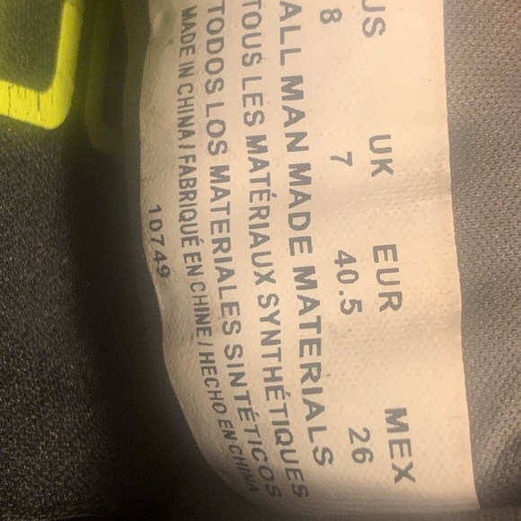 Men’s Speedo water shoe like new! Size 8 - Picture 6 of 6